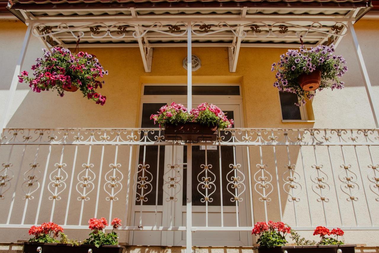 Vila Adria Hrabušice Exterior foto